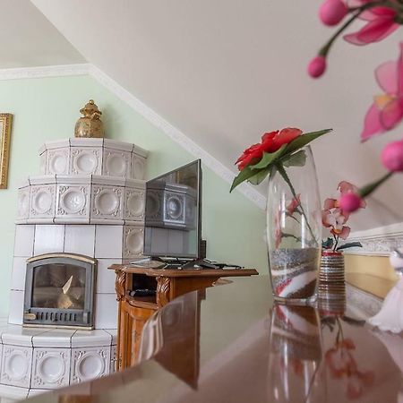 Apartma Ajda Komenda Dış mekan fotoğraf