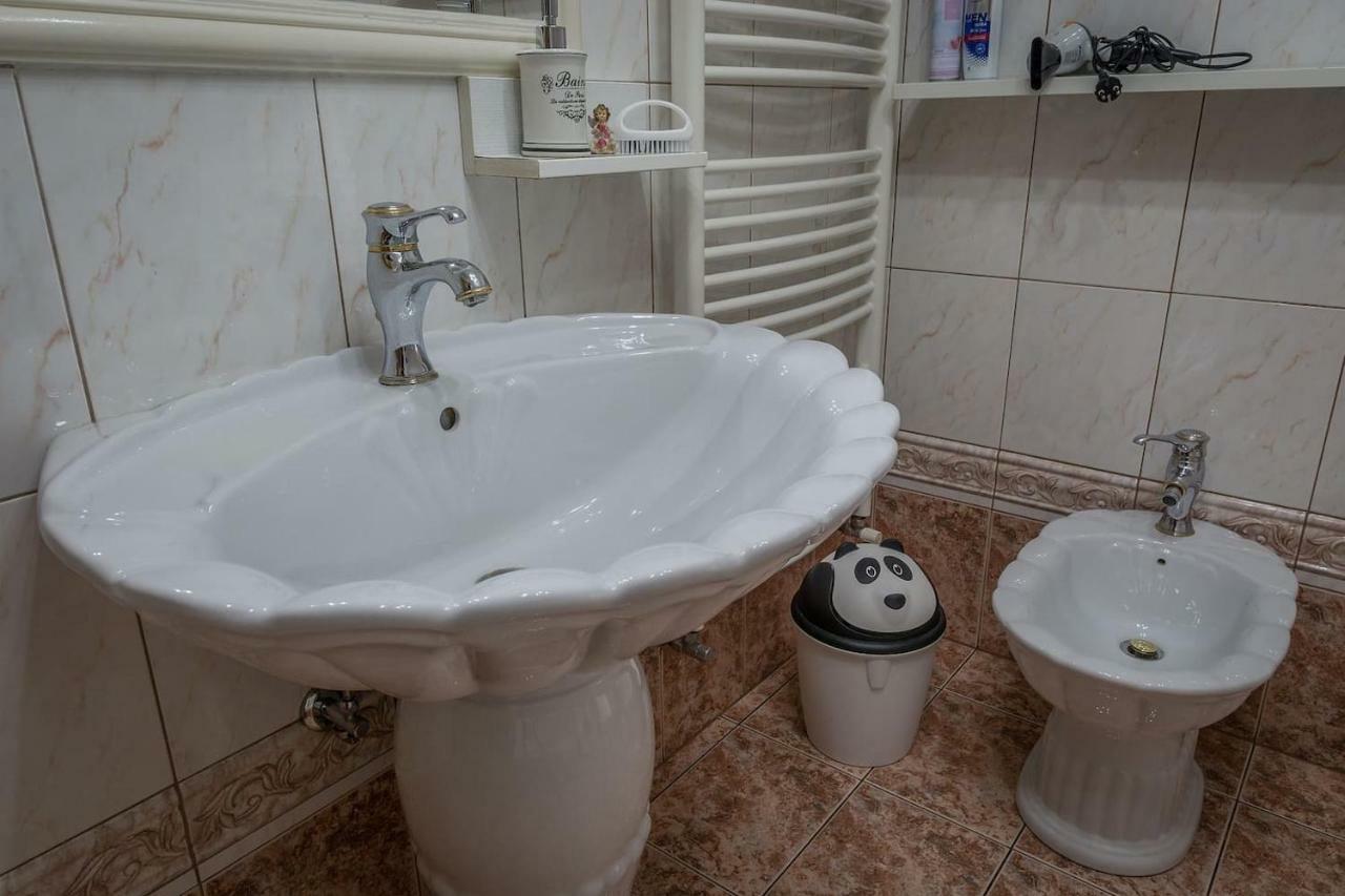 Apartma Ajda Komenda Dış mekan fotoğraf
