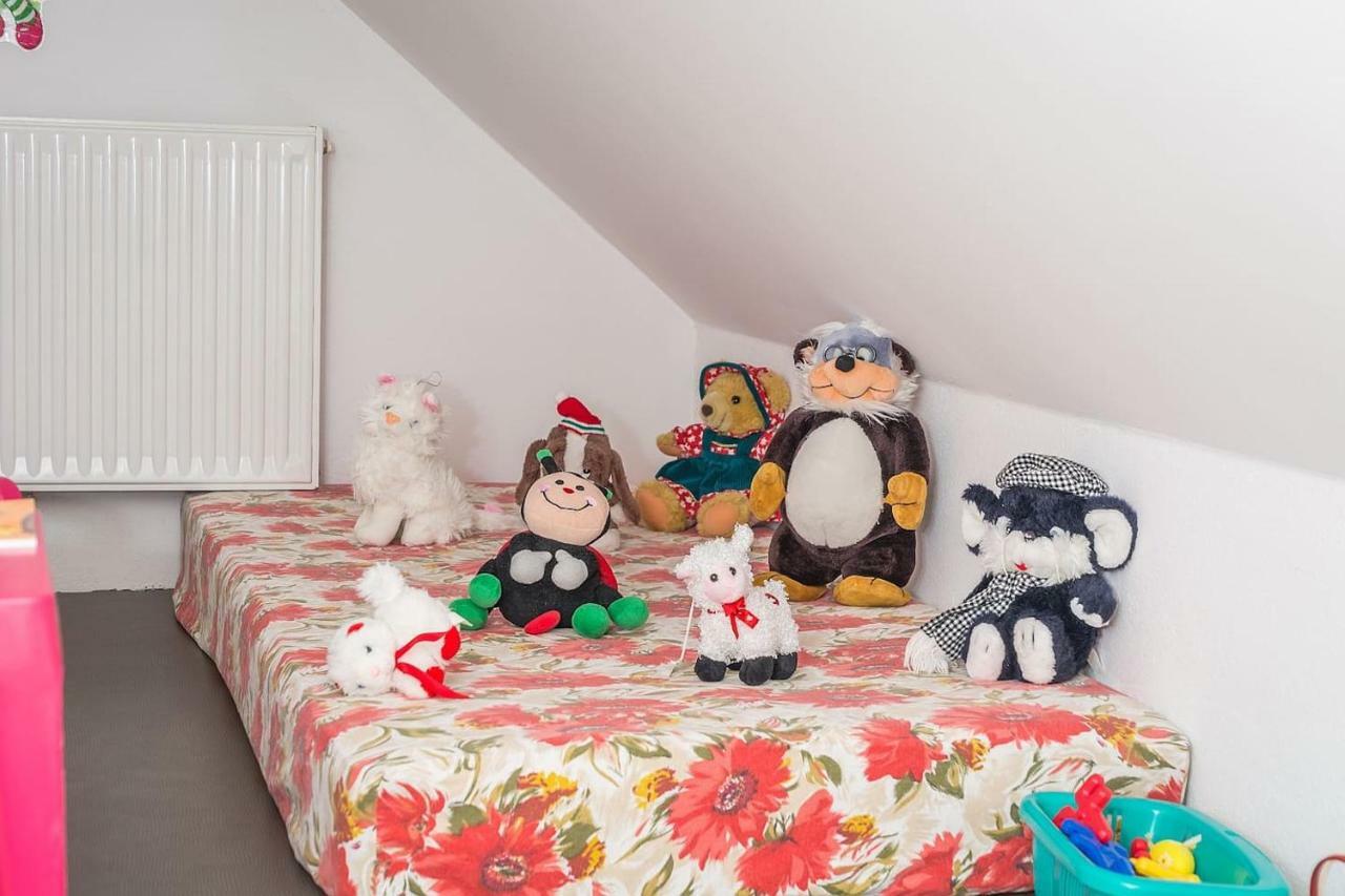 Apartma Ajda Komenda Dış mekan fotoğraf