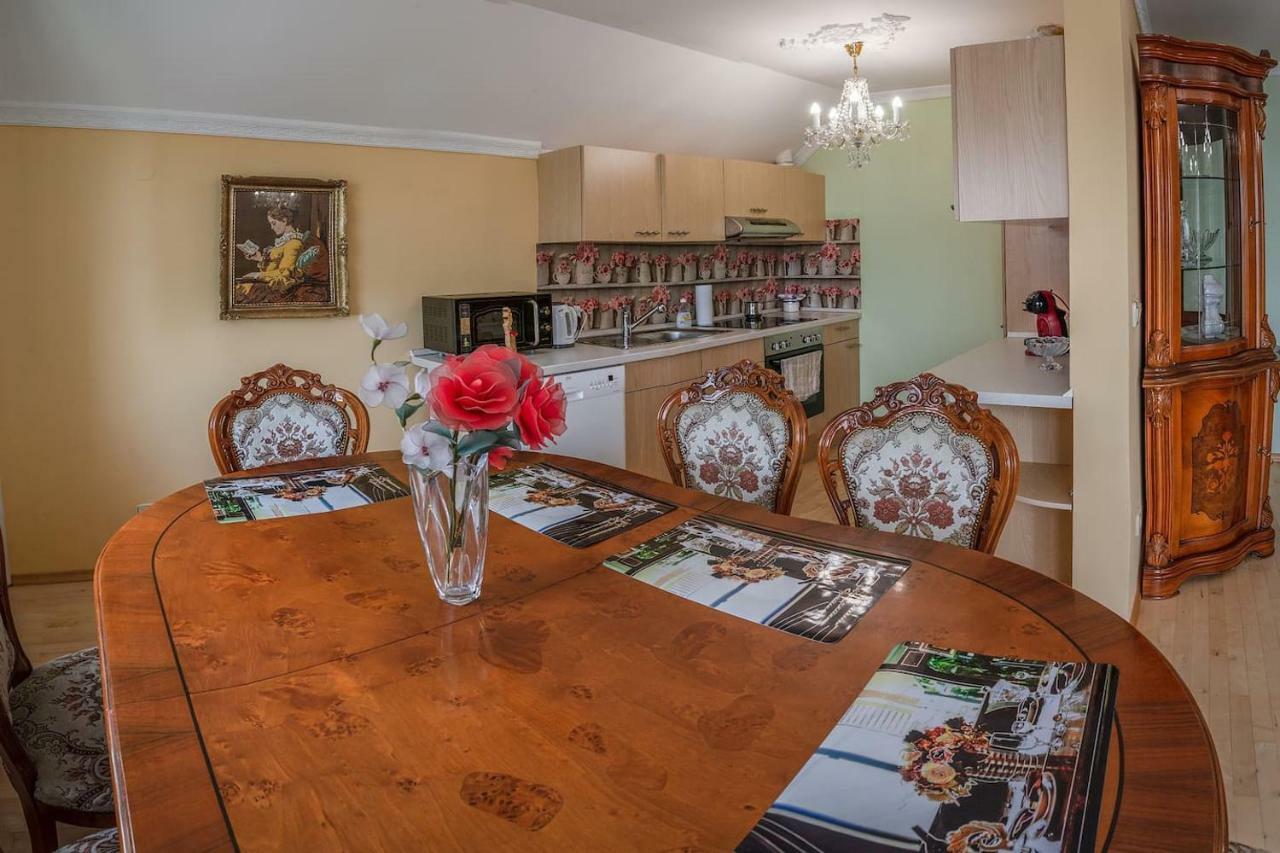 Apartma Ajda Komenda Dış mekan fotoğraf